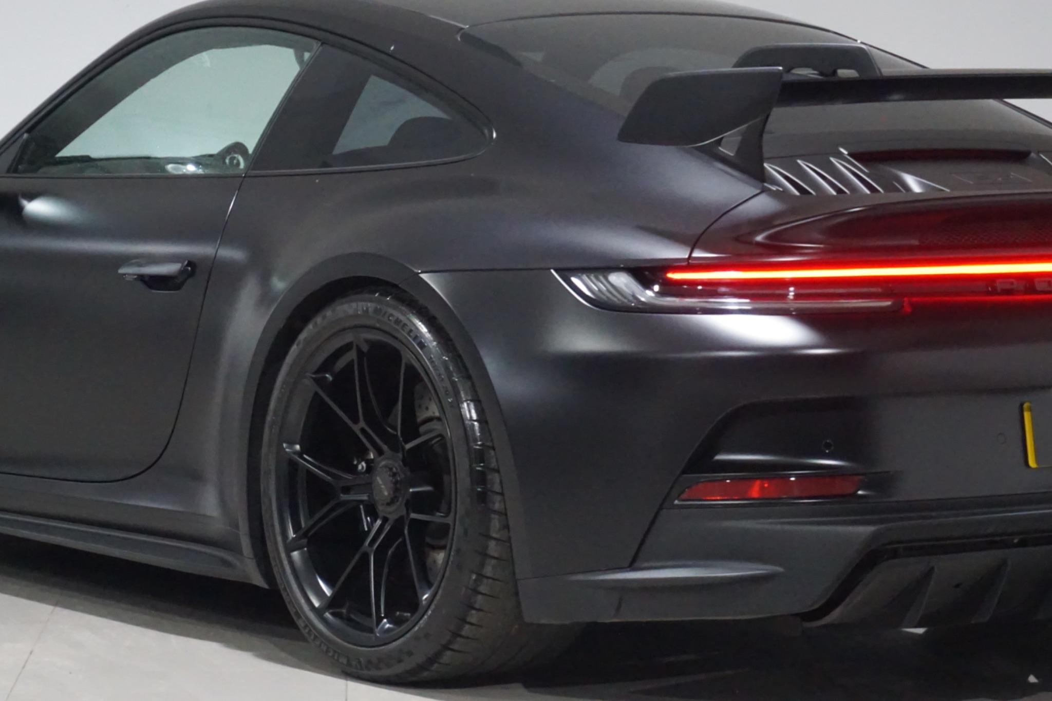 Porsche 911 4.0 992 GT3 PDK Euro 6 2dr